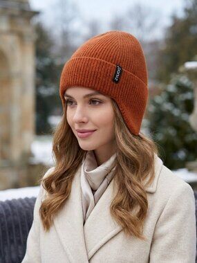 Unisex Ribbed Winter Beanie – Warm Knit Hat – Rust Brown